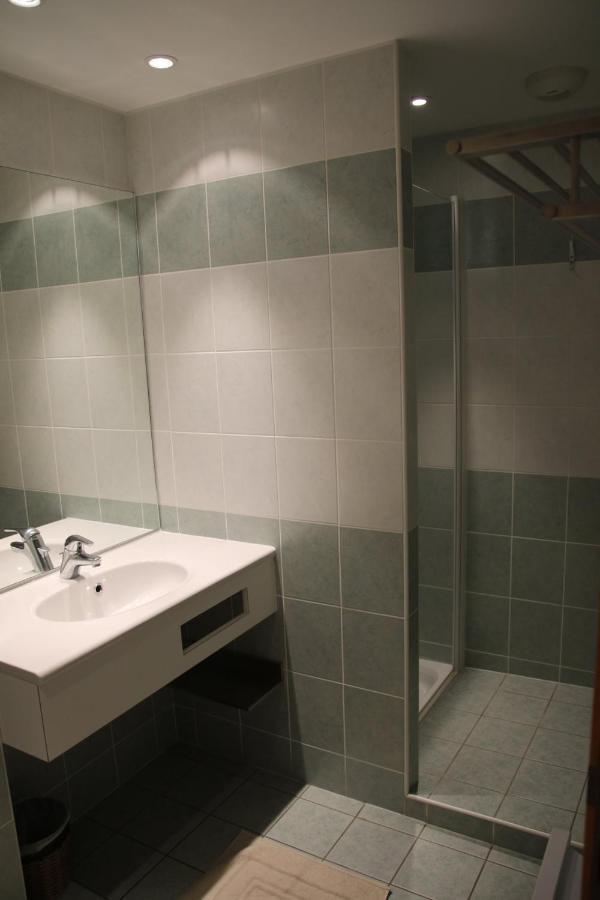 Chambres D'Hotes Les Peschiers Chateauroux-les-Alpes Екстериор снимка